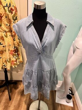 Alice + Olivia Mila Light Blue Denim Twist-Front Tunic